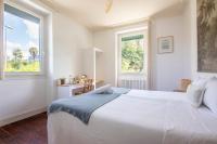 Camera Matrimoniale con Vista Giardino