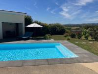 Gite BamBou avec piscine - B&B Saint-Andéol-le-Château