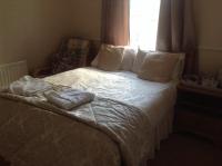 Tweepersoonskamer met Gedeelde Badkamer