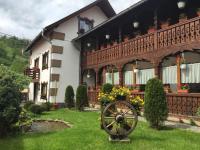 Pensiunea Cretuca - B&B Botiza