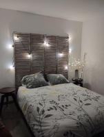 Studio à Bellegarde - B&B Bellegarde