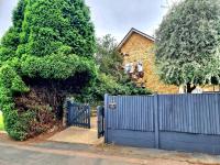 Potter's Escape-walking distance from The Studios! - B&B