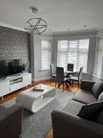 B&B Cardiff - Cosy 2 Bedroom Apartment With Free Parking - Bed and Breakfast Cardiff