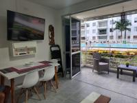 Apartamento Agualina Orange con vista a la piscina - B&B