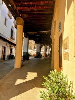 ANJ ESTUDIO TEMPLETE - Bed and Breakfast