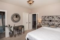 Pinnacle Apt Close to The Best Mall and Trails - Chambres d'hôtes Rogers
