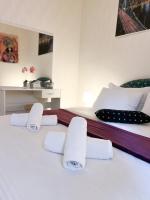 B&B Pristina - Tina’s Cosy Apartment - Bed and Breakfast Pristina