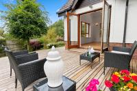 Large Detached Villa - B&B Avoca