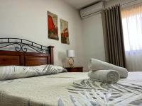 B&B Il-Ħamra - Timeless Elegance: Vintage 3-Bedroom Apartment - Bed and Breakfast Il-Ħamra