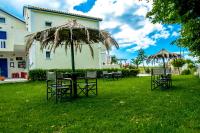 Dreams Apartments - Katelios,Santa Barbara beach - B&B