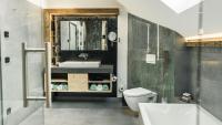 Deluxe Suite mit Whirlpool-Badewanne