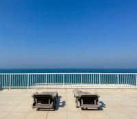 92 Camarque - 3 Bedroom Beachfront Apartment In Umdloti - 180 Degree Sea Views - Chambres d'hôtes eMdloti