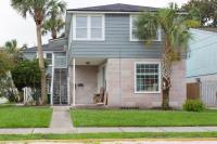 Centrally Located Two Bedroom Unit! Close to Everything! - Bed and Breakfast Jacksonville Beach