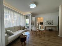 B&B Basel - Stylish 1-bedroom condo close to exhibition square - Bed and Breakfast Basel