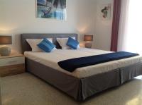 Doppelzimmer mit Balkon und Meerblick