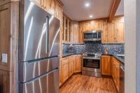 Updated 2 Bedroom Plus Loft 3 Bathroom Snowcreek Phase V #860 Sleeps 6 - B&B Mammoth Lakes