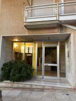 Sea view apartment steps away from the Beach Anavyssos Palaia Fokaia - B&B Áyios Yeóryios