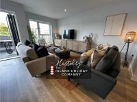 6 Breakwaters - B&B Sandown