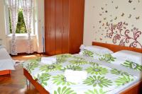 Quiet Haven*** Rijeka Center: Cozy & Spacious, King XL Bed, Pomerio 23 - B&B Fiume