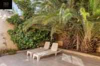 B&B St. Julian's - Spacious & Comfy 4BR Maisonette in St Julians, PV by 360 Estates - Bed and Breakfast St. Julian's