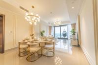 Luxury 3BR with Burj Khalifa Views, Pool, Gym, and Free Parking - B&B Dubai