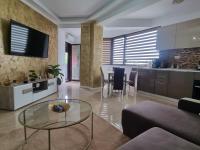 Ella Luxury Apartament - B&B Năvodari