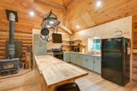Secluded Greenville Cabin Walk to Moosehead Lake! - B&B Greenville