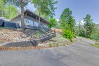 B&B Ruidoso - Ruidoso Home with Private Hot Tub 7 Mi to Alto Lake - Bed and Breakfast Ruidoso