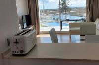 Apartament amb piscina i zona enjardinada - B&B Rosas