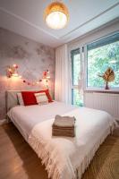 Apartament Fala Metro SGH Klub Stodoła Parking Parkview Fast Wifi - Bed and Breakfast Warschau
