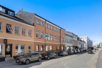Ny sentral og moderne leilighet - B&B
