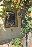 Farmhouse B&B - B&B