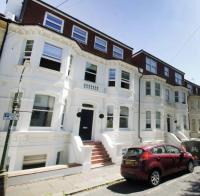 Apt 08 Beachside Beauty Central Studio Steps from Cafes - Chambres d’hôtes