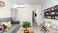  Suf -One-Bedroom Apartment