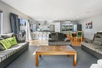 B&B Waihi Beach - Family Harmony - Waihi Beach Holiday Home - Bed and Breakfast Waihi Beach