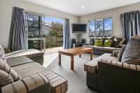 Family Harmony - Waihi Beach Holiday Home - Chambres d’hôtes Waihi Beach