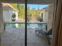 Studio Apartment with Pool view