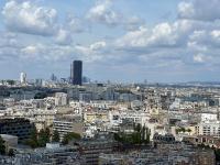Above Paris Eiffel Tower view Balcony - B&B Paris
