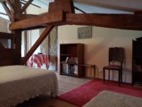 Standard Double Room with Shared Bathroom
