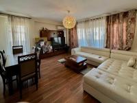 B&B Tirana - Lake View Apartment - Bed and Breakfast Tirana