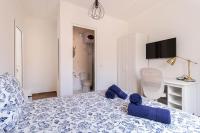 Deluxe Double Room with Side Sea View