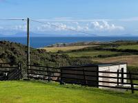 B&B Holyhead - Sea View Fields Trearddur - Bed and Breakfast Holyhead