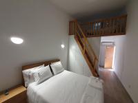 Dreibettzimmer mit eigenem Bad