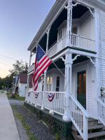 The 1827 House - Ferienwohnung West Dover