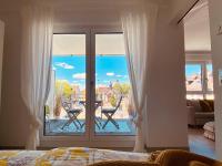 One-Bedroom Apartment with Balcony