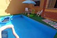 Casa con piscina y barbacoa a 3 kilómetros de la Alhambra - B&B Huétor Vega