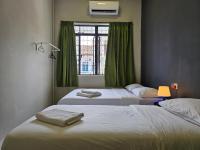 Camera Tripla con Bagno in Comune