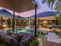 Villa Naura Umalas - B&B Taliwang