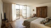 Triple Room with Patio