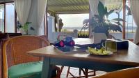 B&B Jeffreys Bay - Paradise Beach Cottage - Bed and Breakfast Jeffreys Bay